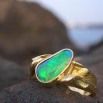 Ring gelbgold mit Opal Lechler