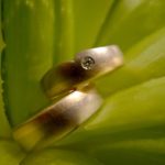 Juwelier Solitaire Freiburg - DL Trauringe Weiss- und Gelbgold mit Brillant