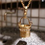 Putzeimer Gelbgold mit 7 Brillanten