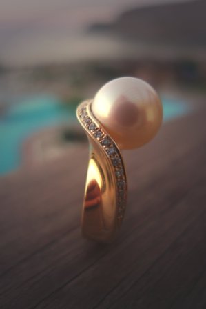 Ring Gelbgold mit Brillanten + Zuchtperle Ring Gelbgold mit Brillanten + Zuchtperle