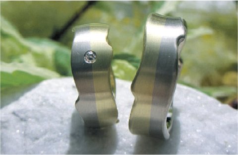 Trauringe in Weiß- und Gelbgold